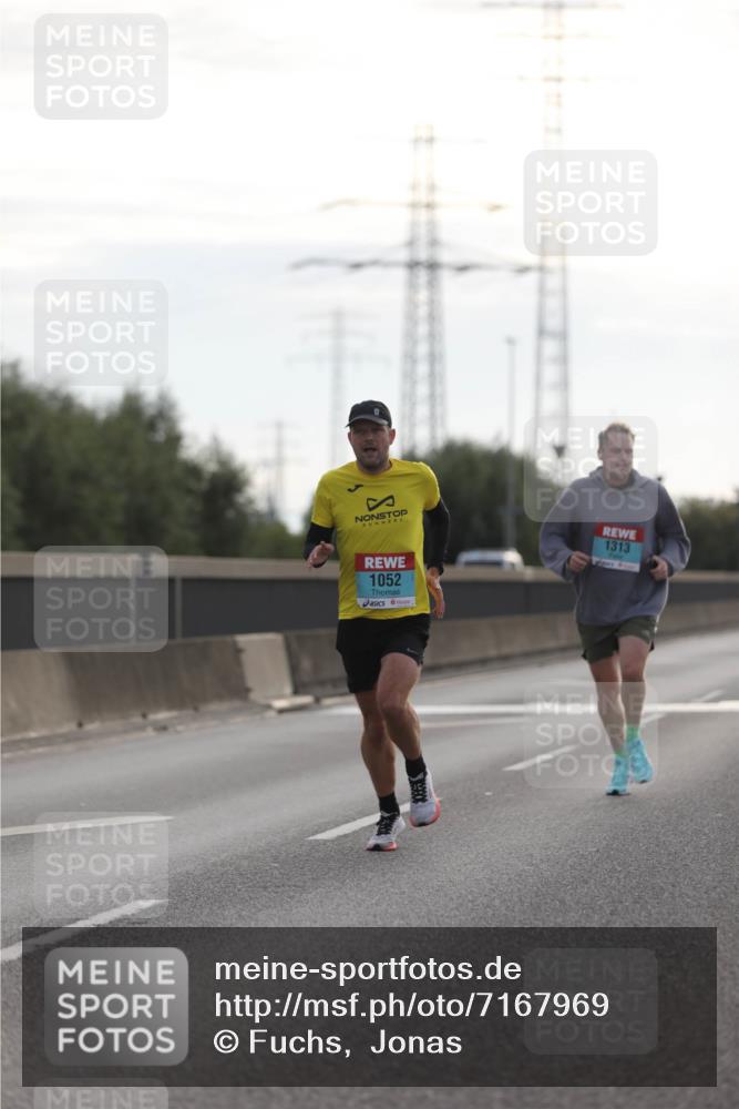 03.10.2024 - Köhlbrandbrückenlauf Fuchs,  Jonas http://msf.ph/oto/7167969 03.10.2024 09:10:48 Position 3 1313, 1052 meine-sportfotos.de