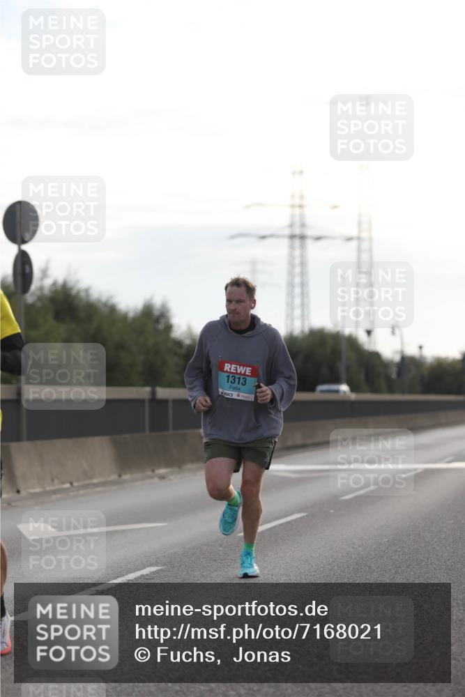 03.10.2024 - Köhlbrandbrückenlauf Fuchs,  Jonas http://msf.ph/oto/7168021 03.10.2024 09:10:50 Position 3 1313 meine-sportfotos.de
