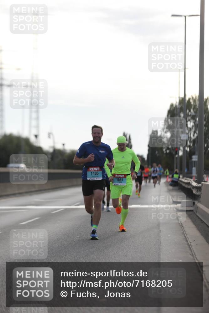 03.10.2024 - Köhlbrandbrückenlauf Fuchs,  Jonas http://msf.ph/oto/7168205 03.10.2024 09:10:55 Position 3 1405, 1051 meine-sportfotos.de