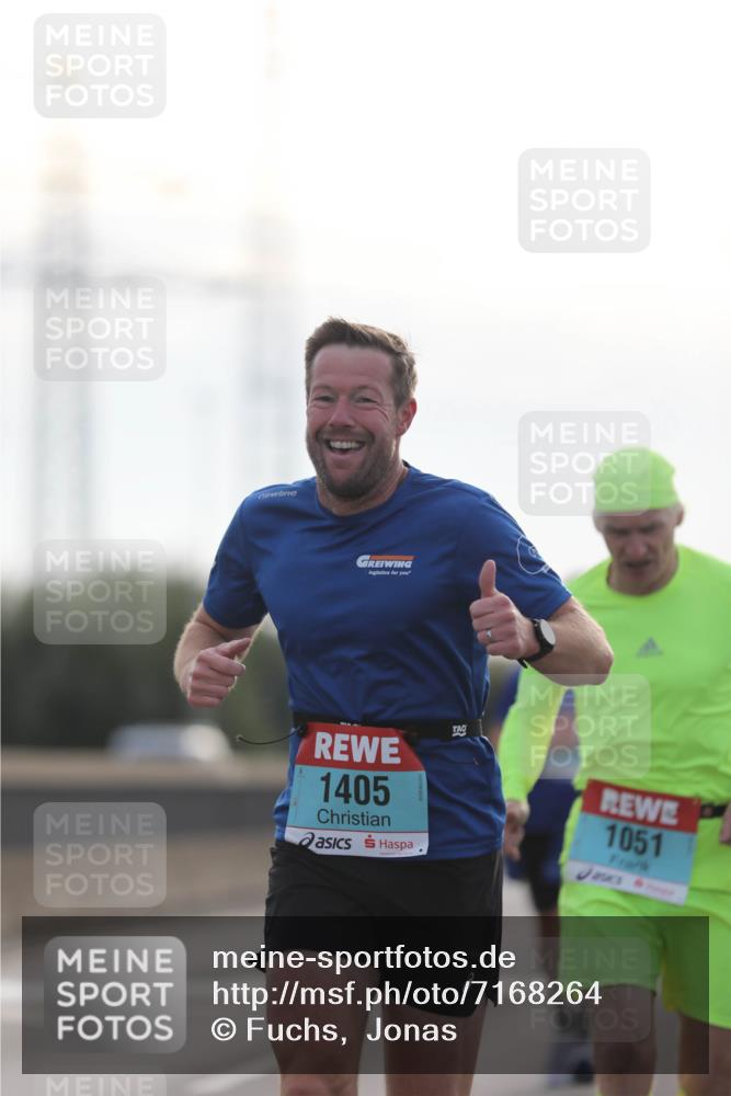 03.10.2024 - Köhlbrandbrückenlauf Fuchs,  Jonas http://msf.ph/oto/7168264 03.10.2024 09:10:57 Position 3 1405, 1051 meine-sportfotos.de