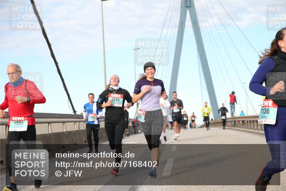 03.10.2024 - Köhlbrandbrückenlauf Jannik Wohlers http://msf.ph/oto/7168402 03.10.2024 09:42:13 Position 2 1504, 1385, 2224, 74, 1136 meine-sportfotos.de