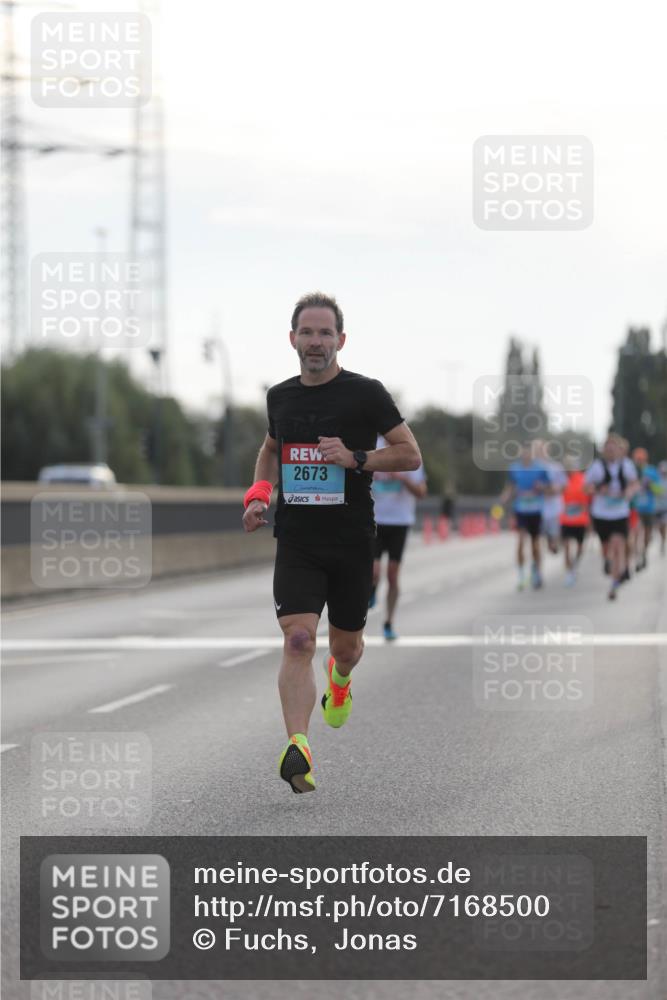 03.10.2024 - Köhlbrandbrückenlauf Fuchs,  Jonas http://msf.ph/oto/7168500 03.10.2024 09:11:03 Position 3 2673 meine-sportfotos.de