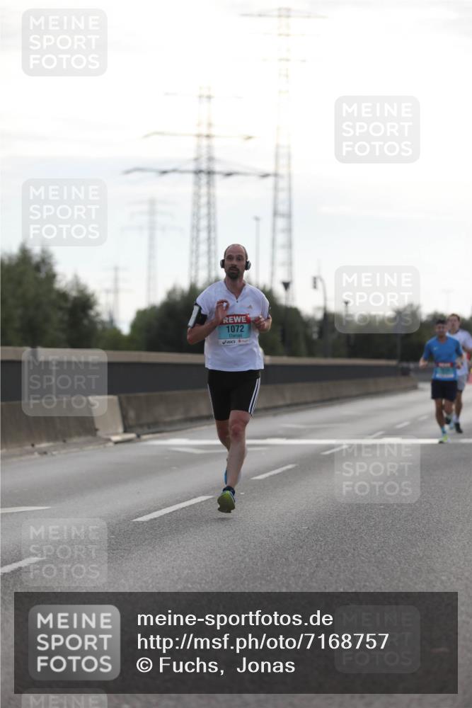 03.10.2024 - Köhlbrandbrückenlauf Fuchs,  Jonas http://msf.ph/oto/7168757 03.10.2024 09:11:07 Position 3 1072 meine-sportfotos.de