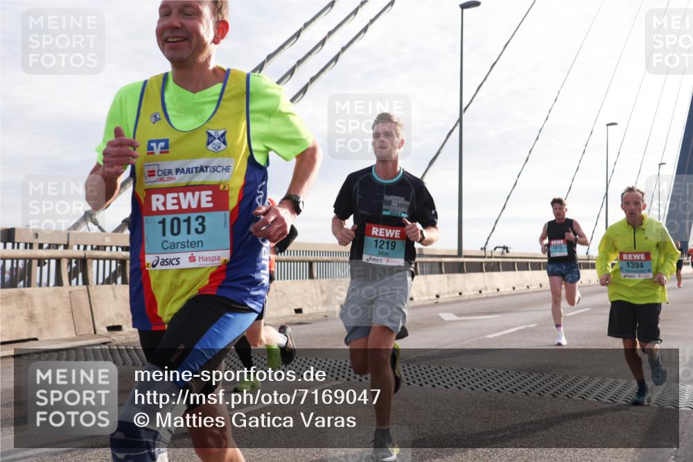 03.10.2024 - Köhlbrandbrückenlauf Matties Gatica Varas http://msf.ph/oto/7169047 03.10.2024 09:20:50 Position 2 1013, 1219, 1015, 1394 meine-sportfotos.de