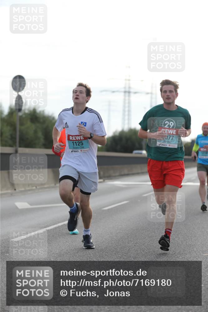 03.10.2024 - Köhlbrandbrückenlauf Fuchs,  Jonas http://msf.ph/oto/7169180 03.10.2024 09:11:14 Position 3 1125, 29, 077, 1213 meine-sportfotos.de