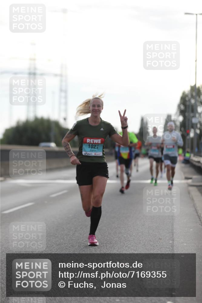03.10.2024 - Köhlbrandbrückenlauf Fuchs,  Jonas http://msf.ph/oto/7169355 03.10.2024 09:11:18 Position 3 1027 meine-sportfotos.de