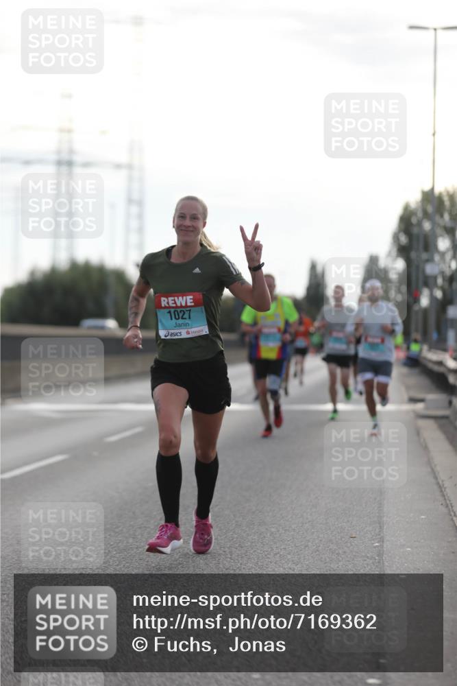 03.10.2024 - Köhlbrandbrückenlauf Fuchs,  Jonas http://msf.ph/oto/7169362 03.10.2024 09:11:18 Position 3 1027 meine-sportfotos.de