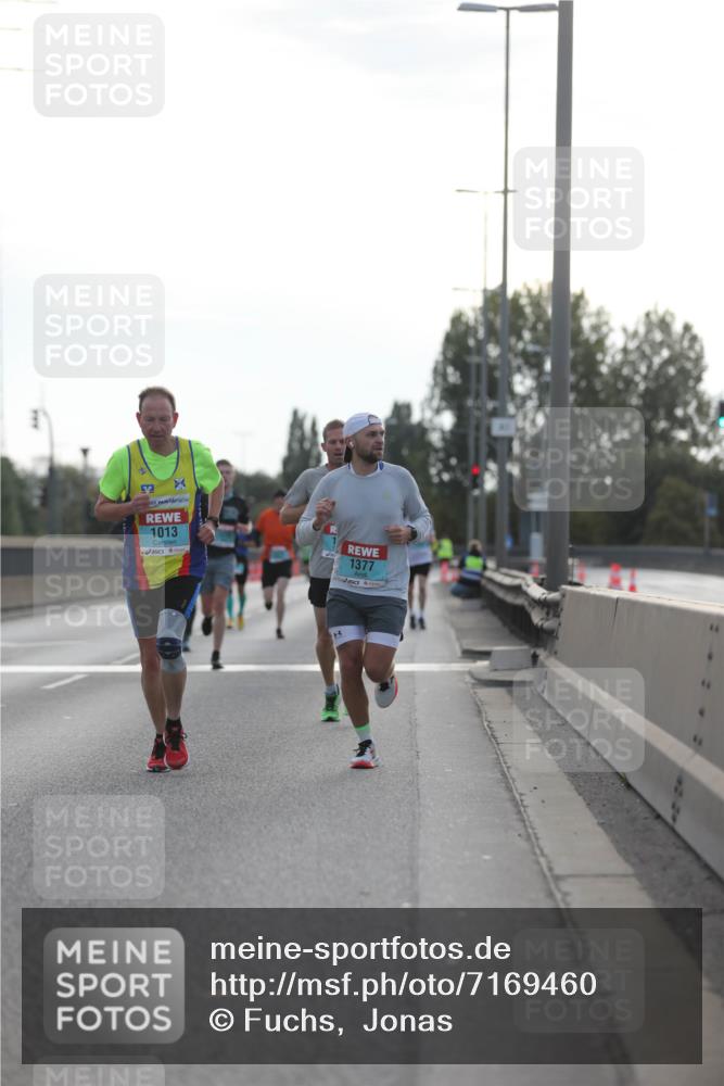 03.10.2024 - Köhlbrandbrückenlauf Fuchs,  Jonas http://msf.ph/oto/7169460 03.10.2024 09:11:19 Position 3 1013, 1377 meine-sportfotos.de