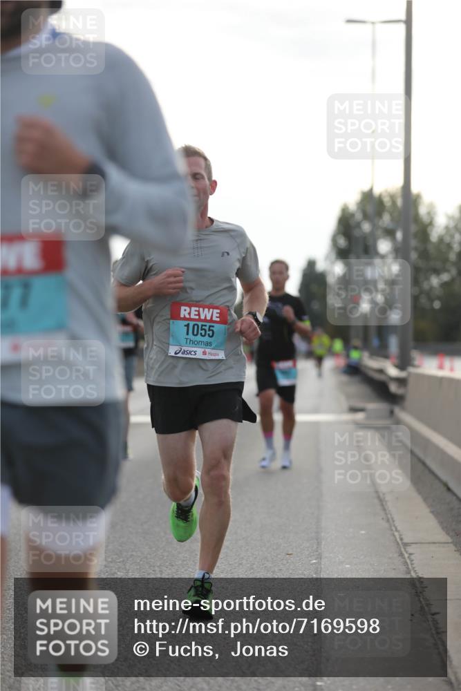 03.10.2024 - Köhlbrandbrückenlauf Fuchs,  Jonas http://msf.ph/oto/7169598 03.10.2024 09:11:23 Position 3 17, 1055 meine-sportfotos.de