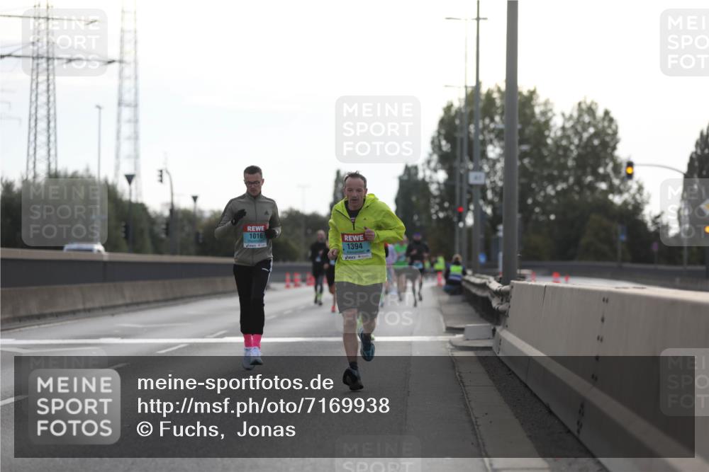 03.10.2024 - Köhlbrandbrückenlauf Fuchs,  Jonas http://msf.ph/oto/7169938 03.10.2024 09:11:36 Position 3 1016, 1394 meine-sportfotos.de