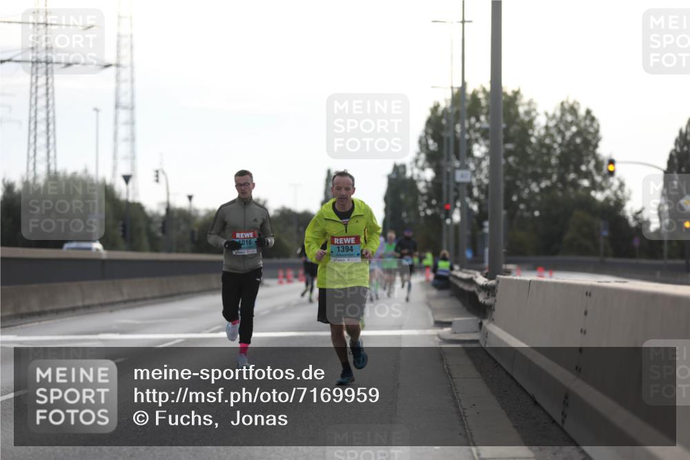 03.10.2024 - Köhlbrandbrückenlauf Fuchs,  Jonas http://msf.ph/oto/7169959 03.10.2024 09:11:36 Position 3 1016, 1394 meine-sportfotos.de