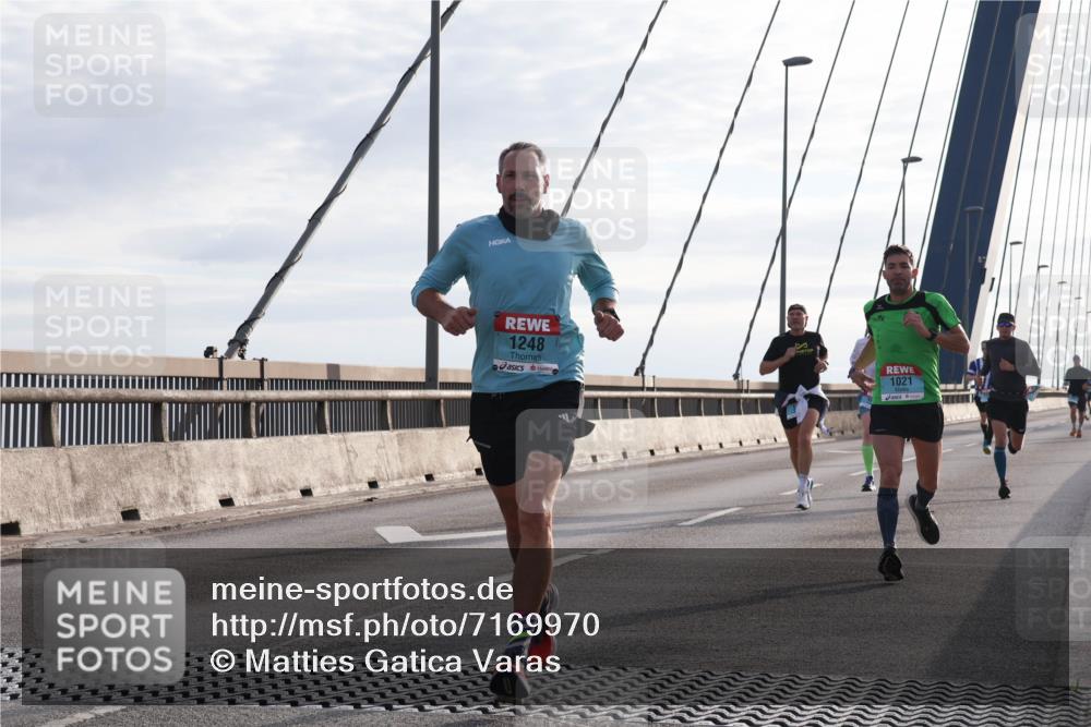 03.10.2024 - Köhlbrandbrückenlauf Matties Gatica Varas http://msf.ph/oto/7169970 03.10.2024 09:21:08 Position 2 1248, 1021 meine-sportfotos.de