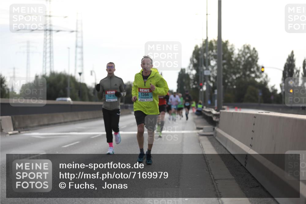 03.10.2024 - Köhlbrandbrückenlauf Fuchs,  Jonas http://msf.ph/oto/7169979 03.10.2024 09:11:37 Position 3 1016, 1394 meine-sportfotos.de