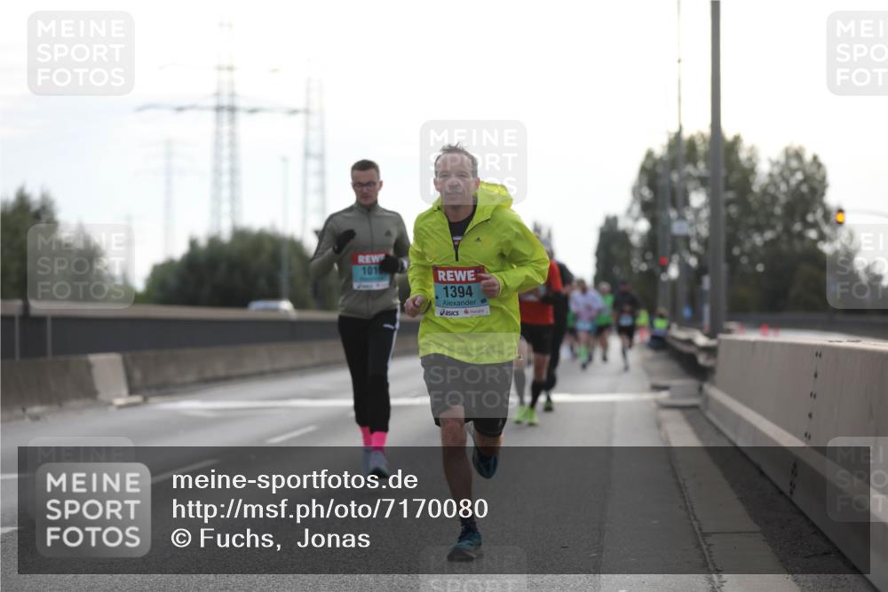 03.10.2024 - Köhlbrandbrückenlauf Fuchs,  Jonas http://msf.ph/oto/7170080 03.10.2024 09:11:38 Position 3 1016, 1394 meine-sportfotos.de