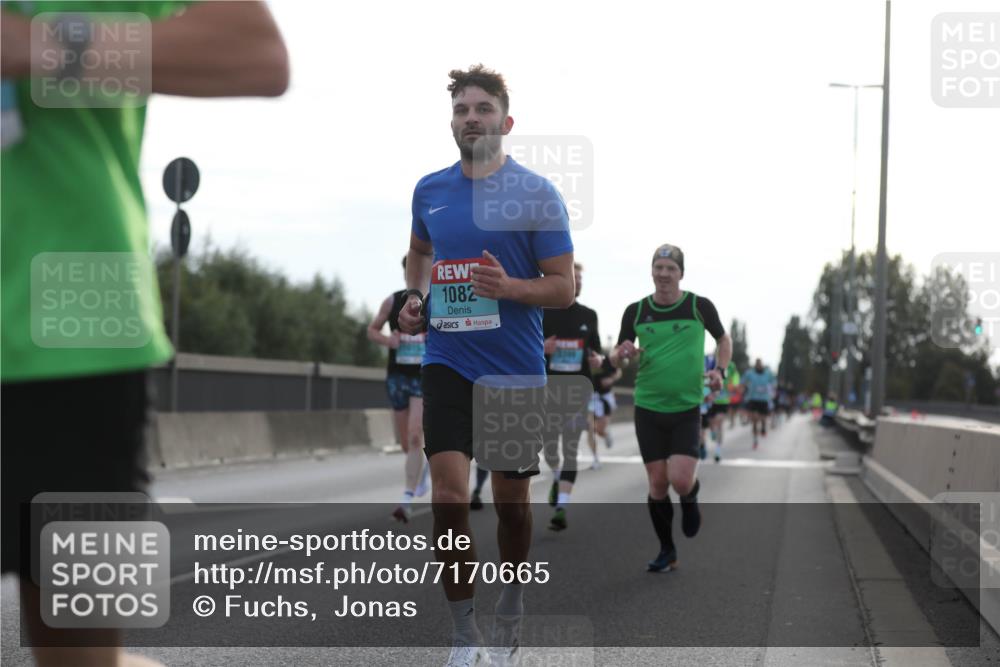 03.10.2024 - Köhlbrandbrückenlauf Fuchs,  Jonas http://msf.ph/oto/7170665 03.10.2024 09:11:53 Position 3 1082 meine-sportfotos.de