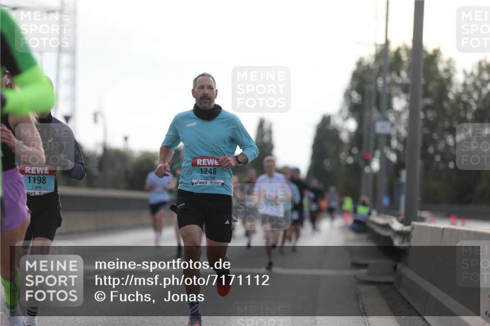 03.10.2024 - Köhlbrandbrückenlauf Fuchs,  Jonas http://msf.ph/oto/7171112 03.10.2024 09:11:59 Position 3 1198, 1248 meine-sportfotos.de