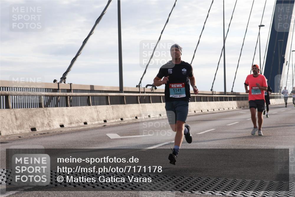 03.10.2024 - Köhlbrandbrückenlauf Matties Gatica Varas http://msf.ph/oto/7171178 03.10.2024 09:21:29 Position 2 1141, 1361 meine-sportfotos.de
