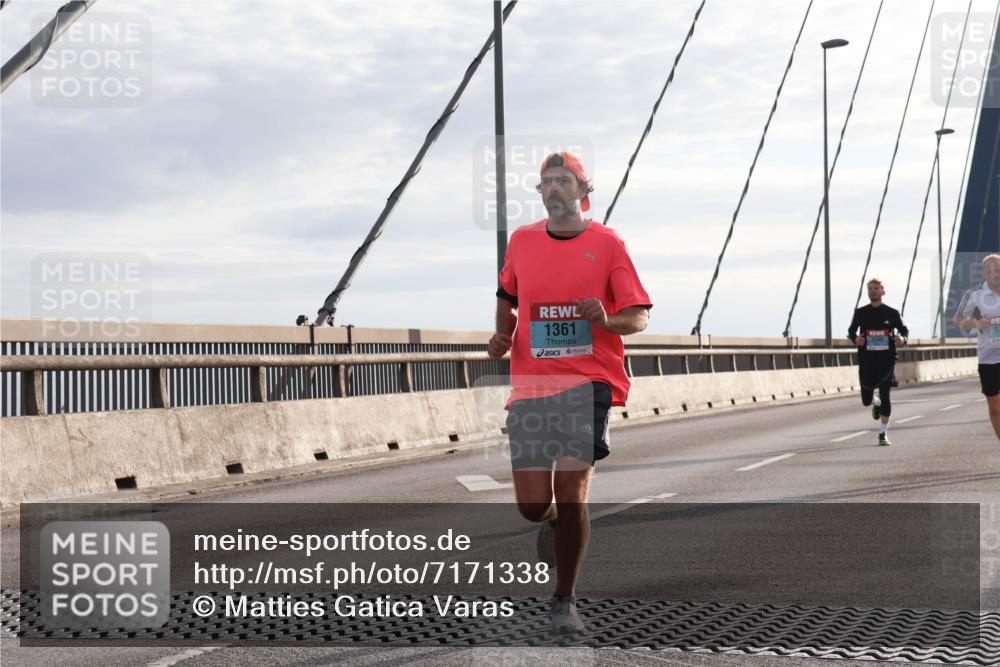 03.10.2024 - Köhlbrandbrückenlauf Matties Gatica Varas http://msf.ph/oto/7171338 03.10.2024 09:21:31 Position 2 1361 meine-sportfotos.de