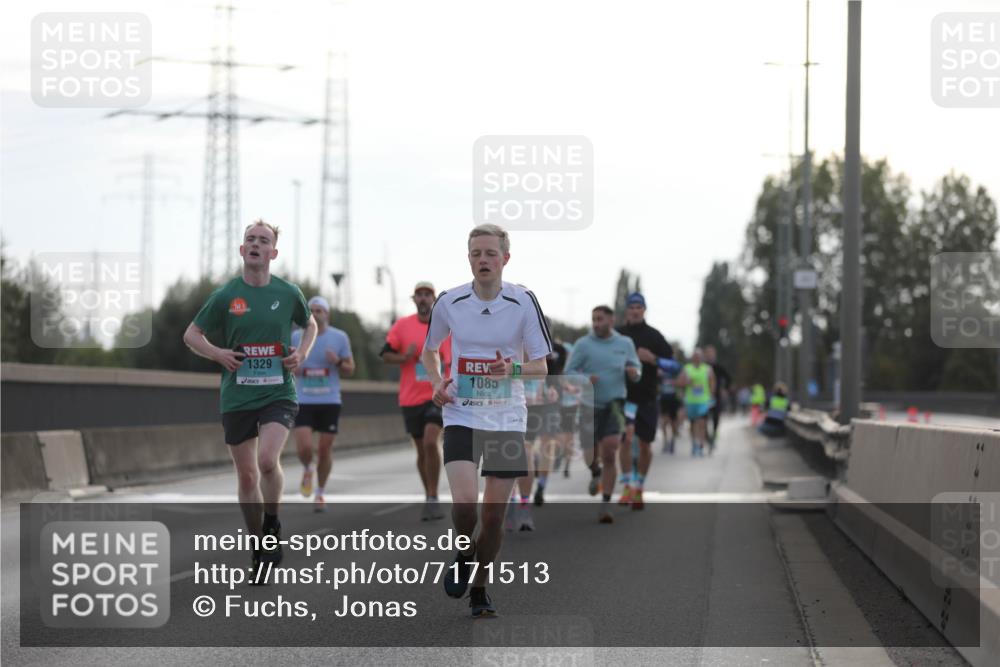 03.10.2024 - Köhlbrandbrückenlauf Fuchs,  Jonas http://msf.ph/oto/7171513 03.10.2024 09:12:04 Position 3 1329, 1085 meine-sportfotos.de