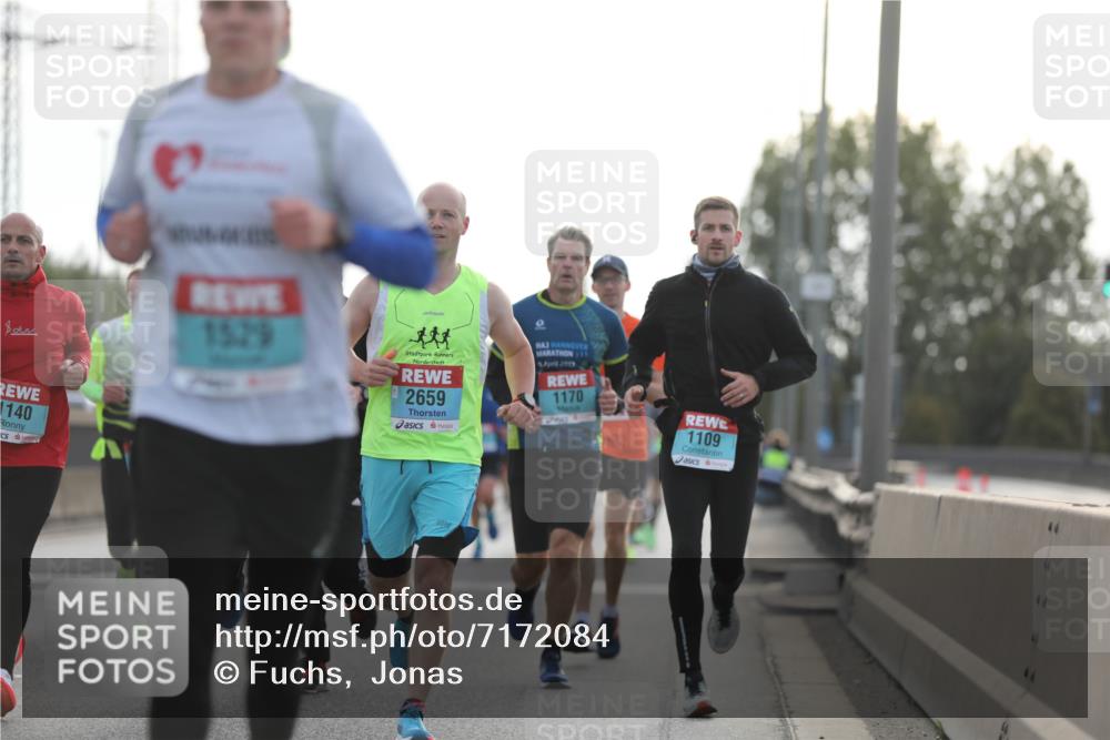 03.10.2024 - Köhlbrandbrückenlauf Fuchs,  Jonas http://msf.ph/oto/7172084 03.10.2024 09:12:16 Position 3 140, 1529, 2659, 2019, 1170, 1109 meine-sportfotos.de