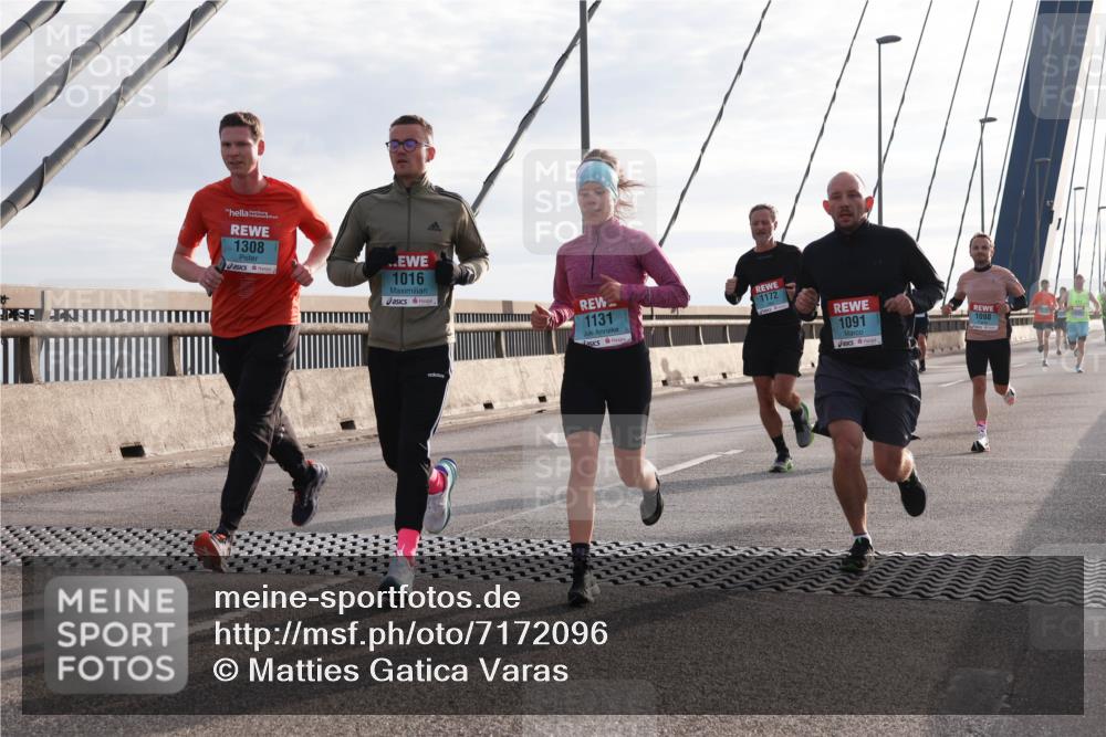 03.10.2024 - Köhlbrandbrückenlauf Matties Gatica Varas http://msf.ph/oto/7172096 03.10.2024 09:21:47 Position 2 1308, 1016, 1131, 1172, 1091, 1098 meine-sportfotos.de
