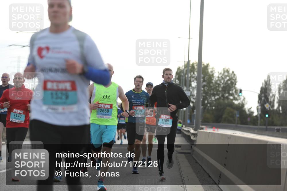 03.10.2024 - Köhlbrandbrückenlauf Fuchs,  Jonas http://msf.ph/oto/7172126 03.10.2024 09:12:16 Position 3 1140, 1529, 2659, 9, 2017, 1170, 1109 meine-sportfotos.de