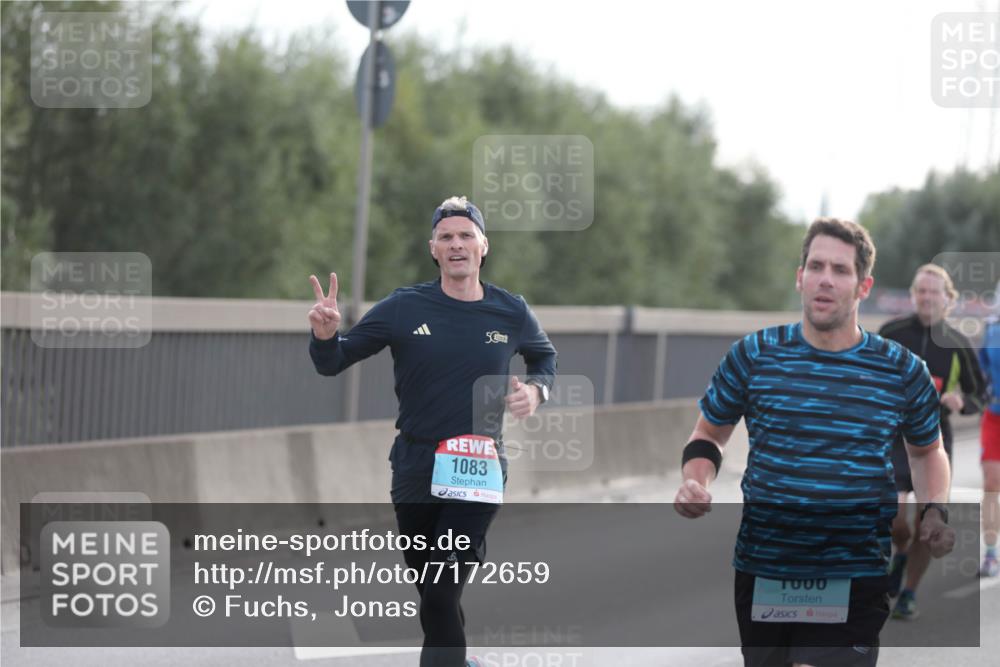 03.10.2024 - Köhlbrandbrückenlauf Fuchs,  Jonas http://msf.ph/oto/7172659 03.10.2024 09:12:31 Position 3 1083, 1000 meine-sportfotos.de