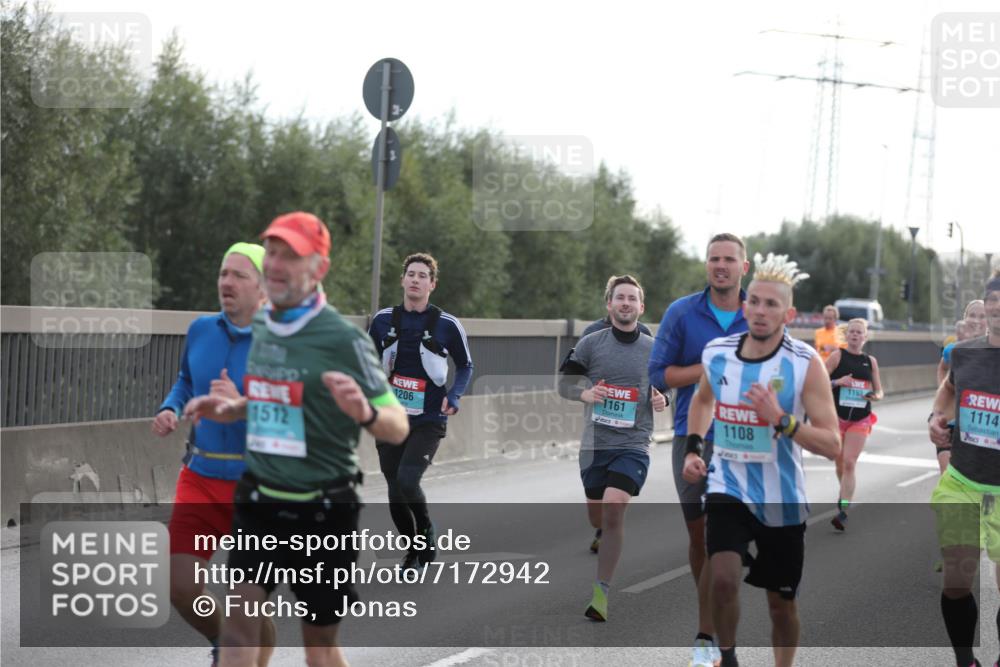 03.10.2024 - Köhlbrandbrückenlauf Fuchs,  Jonas http://msf.ph/oto/7172942 03.10.2024 09:12:35 Position 3 1193, 1108, 1512, 1206, 1161, 1114 meine-sportfotos.de