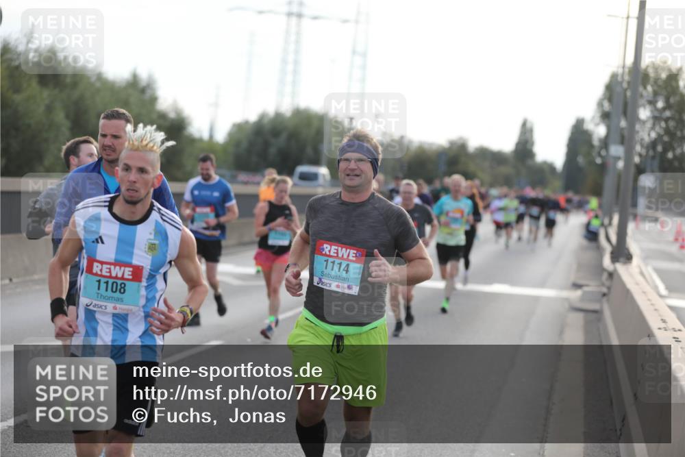 03.10.2024 - Köhlbrandbrückenlauf Fuchs,  Jonas http://msf.ph/oto/7172946 03.10.2024 09:12:35 Position 3 1108, 1114 meine-sportfotos.de