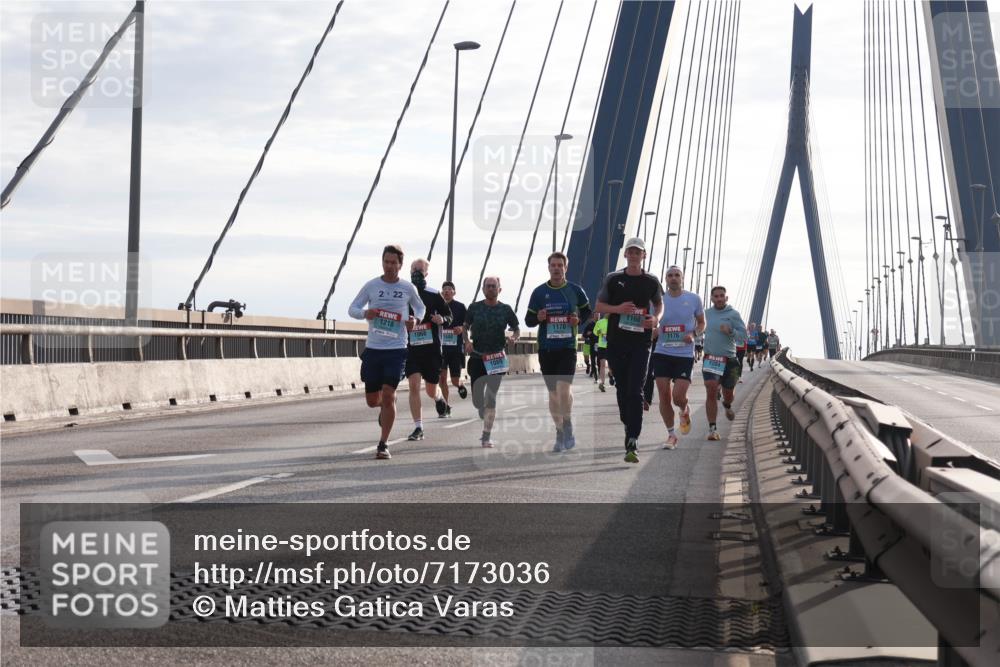 03.10.2024 - Köhlbrandbrückenlauf Matties Gatica Varas http://msf.ph/oto/7173036 03.10.2024 09:22:04 Position 2 2022, 1218, 1068, 1089, 2017, 1170, 1160, 1176, 1204 meine-sportfotos.de