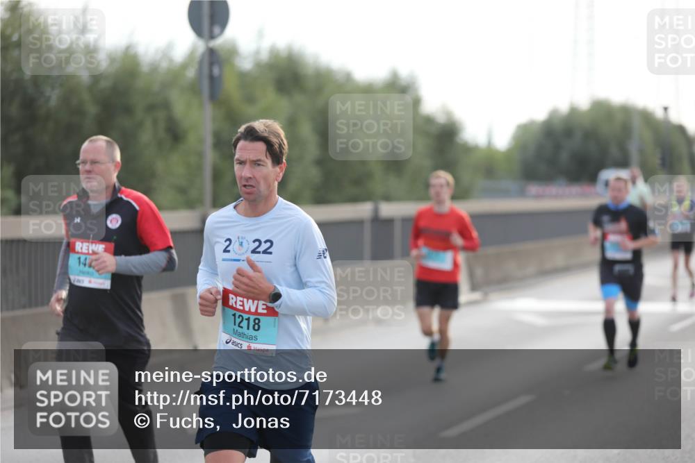 03.10.2024 - Köhlbrandbrückenlauf Fuchs,  Jonas http://msf.ph/oto/7173448 03.10.2024 09:12:51 Position 3 14, 2022, 1218 meine-sportfotos.de