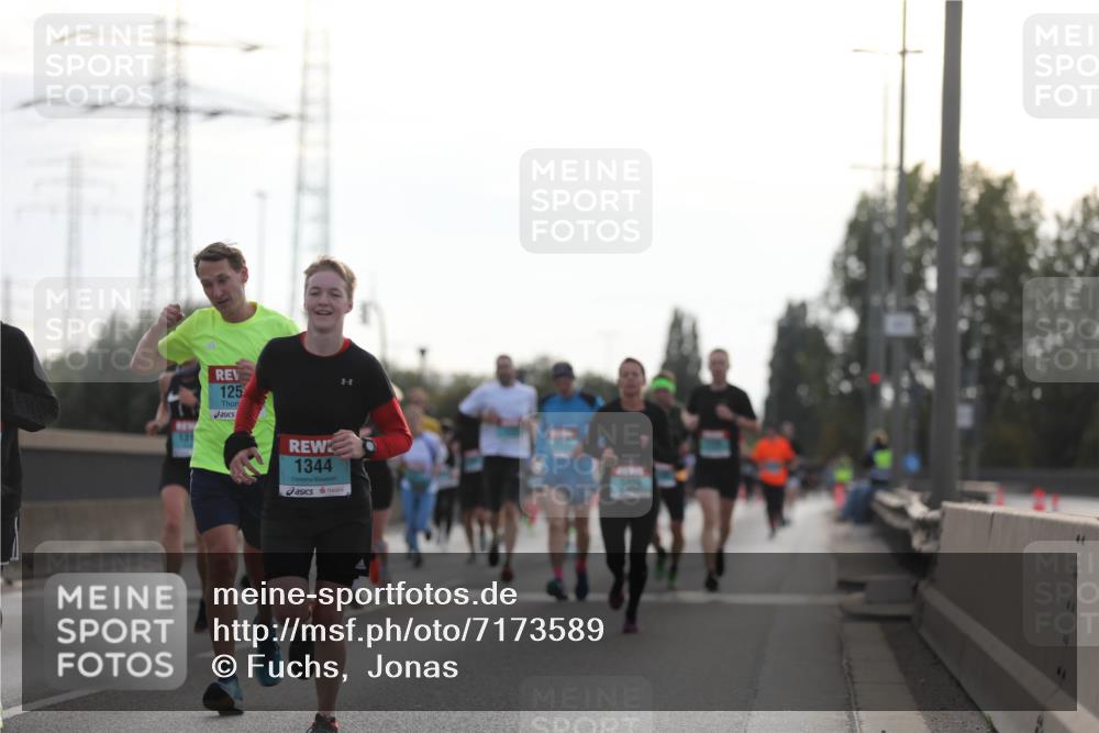 03.10.2024 - Köhlbrandbrückenlauf Fuchs,  Jonas http://msf.ph/oto/7173589 03.10.2024 09:12:57 Position 3 125, 1344 meine-sportfotos.de