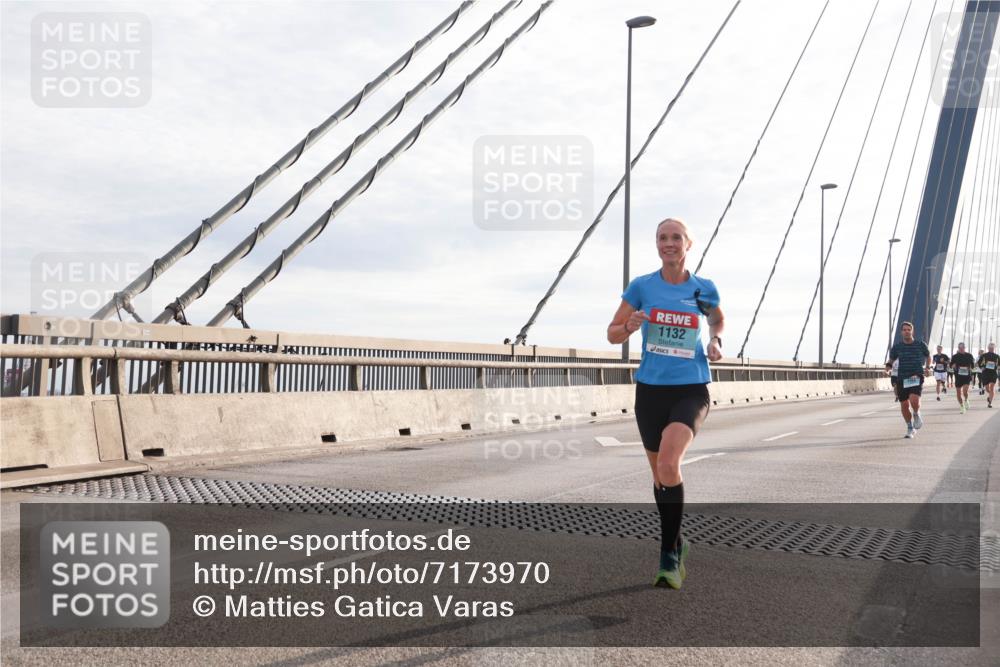 03.10.2024 - Köhlbrandbrückenlauf Matties Gatica Varas http://msf.ph/oto/7173970 03.10.2024 09:22:22 Position 2 1132 meine-sportfotos.de