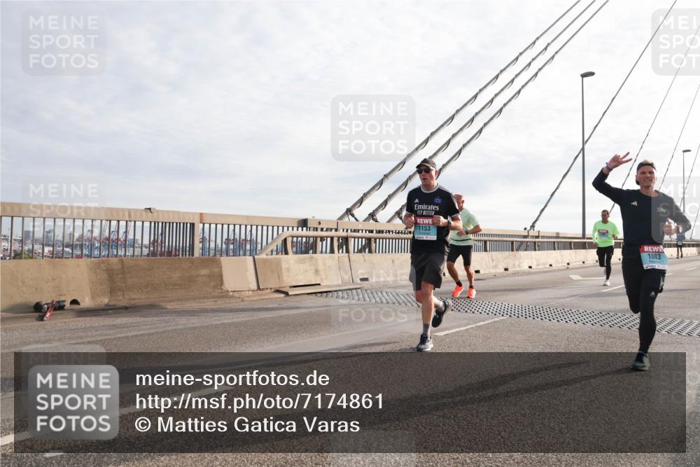03.10.2024 - Köhlbrandbrückenlauf Matties Gatica Varas http://msf.ph/oto/7174861 03.10.2024 09:22:41 Position 2 1153, 1083 meine-sportfotos.de