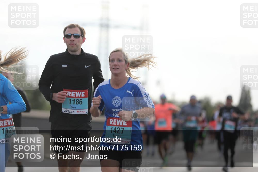 03.10.2024 - Köhlbrandbrückenlauf Fuchs,  Jonas http://msf.ph/oto/7175159 03.10.2024 09:13:46 Position 3 1120, 1186, 1427 meine-sportfotos.de