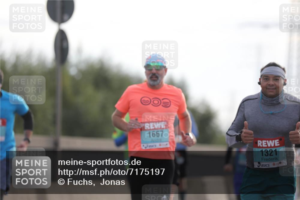 03.10.2024 - Köhlbrandbrückenlauf Fuchs,  Jonas http://msf.ph/oto/7175197 03.10.2024 09:13:51 Position 3 1667, 1321 meine-sportfotos.de