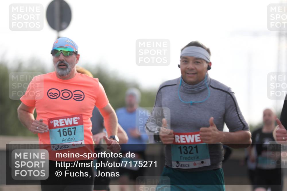 03.10.2024 - Köhlbrandbrückenlauf Fuchs,  Jonas http://msf.ph/oto/7175271 03.10.2024 09:13:51 Position 3 1667, 1321 meine-sportfotos.de