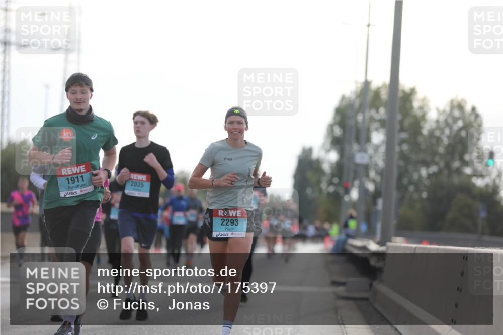 03.10.2024 - Köhlbrandbrückenlauf Fuchs,  Jonas http://msf.ph/oto/7175397 03.10.2024 09:13:58 Position 3 1911, 2035, 2293 meine-sportfotos.de