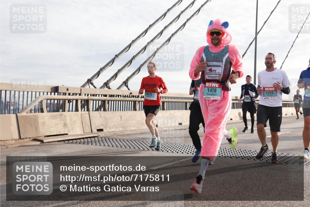 03.10.2024 - Köhlbrandbrückenlauf Matties Gatica Varas http://msf.ph/oto/7175811 03.10.2024 09:23:02 Position 2 1478, 1222, 1, 1075, 1206 meine-sportfotos.de