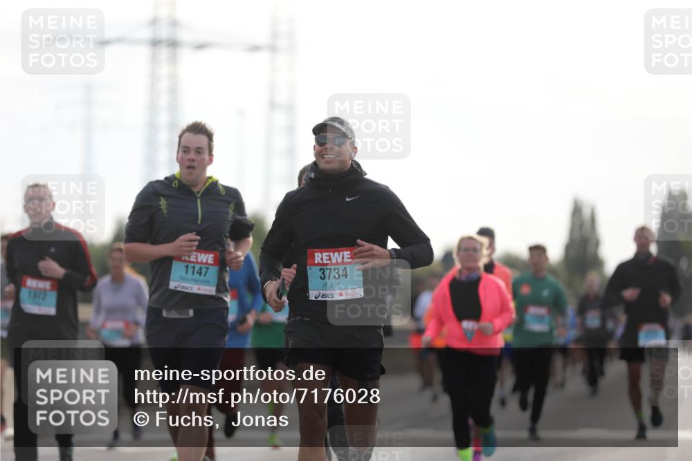 03.10.2024 - Köhlbrandbrückenlauf Fuchs,  Jonas http://msf.ph/oto/7176028 03.10.2024 09:14:12 Position 3 1312, 1147, 3734 meine-sportfotos.de