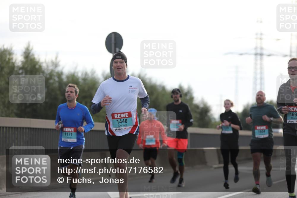 03.10.2024 - Köhlbrandbrückenlauf Fuchs,  Jonas http://msf.ph/oto/7176582 03.10.2024 09:14:23 Position 3 1171, 1440, 169, 1604 meine-sportfotos.de