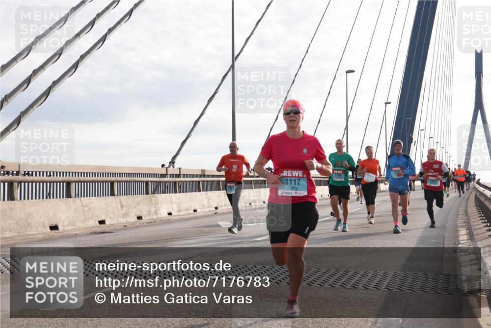 03.10.2024 - Köhlbrandbrückenlauf Matties Gatica Varas http://msf.ph/oto/7176783 03.10.2024 09:23:20 Position 2 1117, 1194 meine-sportfotos.de