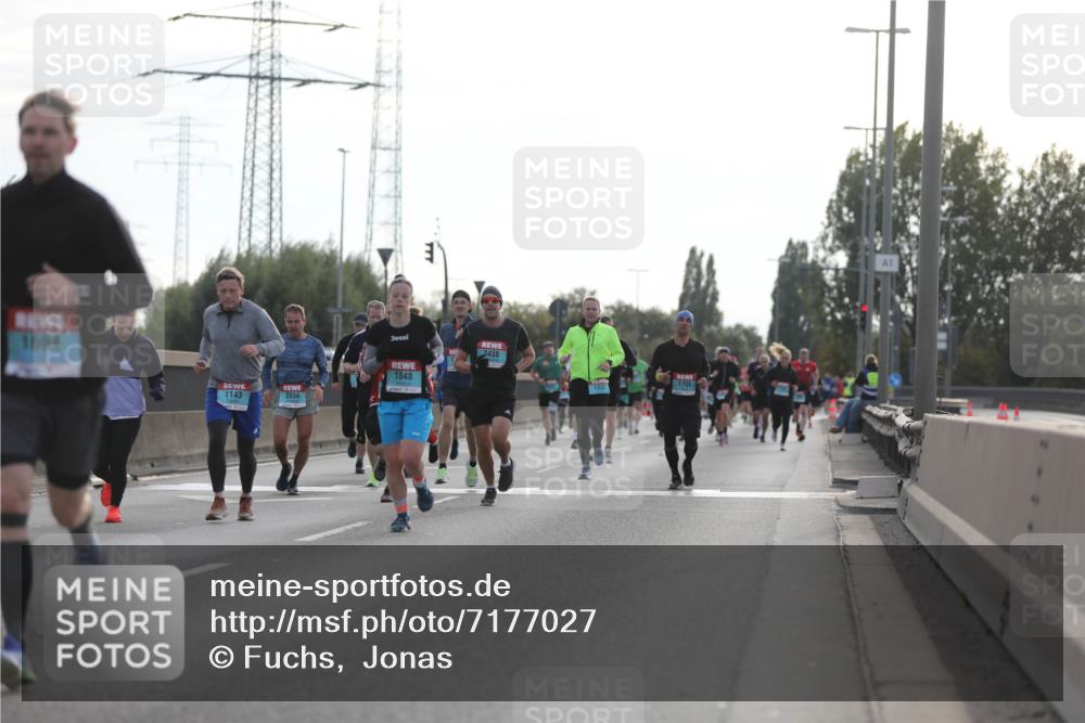 03.10.2024 - Köhlbrandbrückenlauf Fuchs,  Jonas http://msf.ph/oto/7177027 03.10.2024 09:14:32 Position 3 1694, 1143, 2234, 3438, 1848, 1700, 1337, 1 meine-sportfotos.de