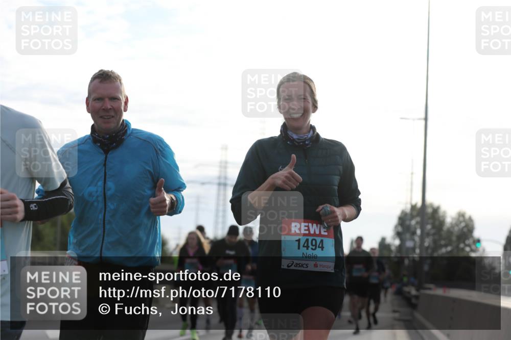 03.10.2024 - Köhlbrandbrückenlauf Fuchs,  Jonas http://msf.ph/oto/7178110 03.10.2024 09:15:03 Position 3 1494 meine-sportfotos.de