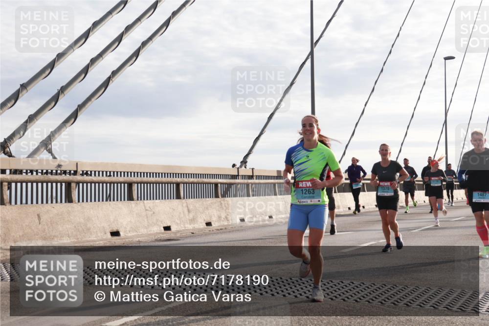03.10.2024 - Köhlbrandbrückenlauf Matties Gatica Varas http://msf.ph/oto/7178190 03.10.2024 09:23:48 Position 2 1112, 1263, 1370, 1487 meine-sportfotos.de
