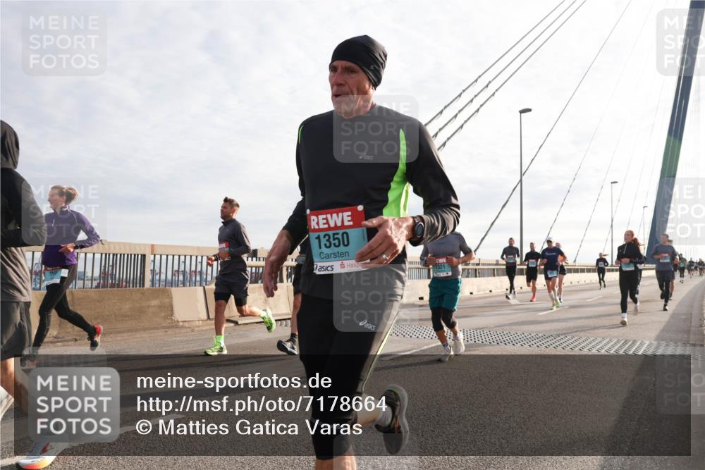 03.10.2024 - Köhlbrandbrückenlauf Matties Gatica Varas http://msf.ph/oto/7178664 03.10.2024 09:23:54 Position 2 1350 meine-sportfotos.de