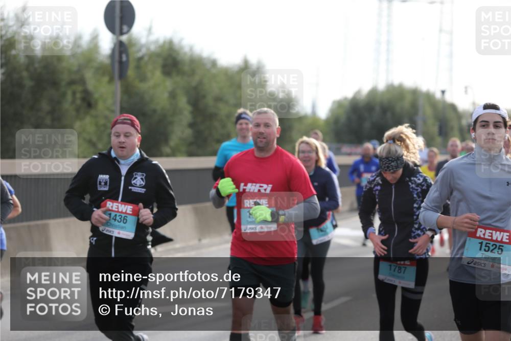 03.10.2024 - Köhlbrandbrückenlauf Fuchs,  Jonas http://msf.ph/oto/7179347 03.10.2024 09:15:28 Position 3 1436, 1, 117, 1787, 1525 meine-sportfotos.de