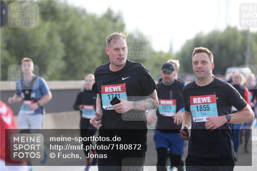 03.10.2024 - Köhlbrandbrückenlauf Fuchs,  Jonas http://msf.ph/oto/7180872 03.10.2024 09:16:59 Position 3 1741, 2373, 1855 meine-sportfotos.de