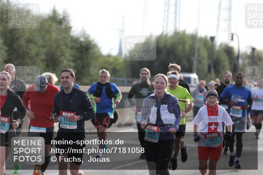 03.10.2024 - Köhlbrandbrückenlauf Fuchs,  Jonas http://msf.ph/oto/7181058 03.10.2024 09:17:04 Position 3 26, 179, 2812, 1872, 3723 meine-sportfotos.de