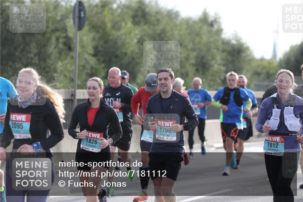 03.10.2024 - Köhlbrandbrückenlauf Fuchs,  Jonas http://msf.ph/oto/7181112 03.10.2024 09:17:05 Position 3 2095, 1826, 1, 203, 1799, 2812 meine-sportfotos.de
